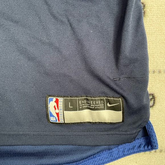 Philadelphia 76ers Long Sleeve - Picture 2 of 4